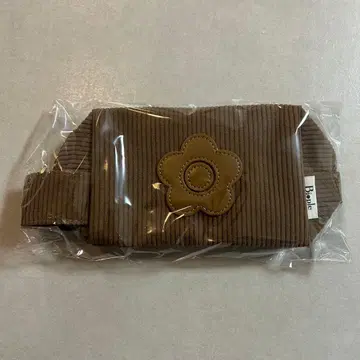 MARY QUANT 코듀로이 파우치