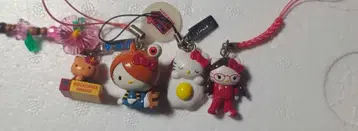 지역 한정 키티 키링 4개 세트