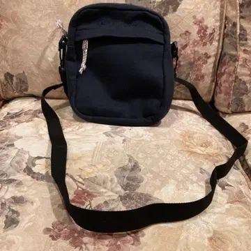 champion의 숄더팩