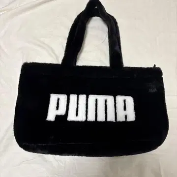 PUMA 블랙 토트백 퍼