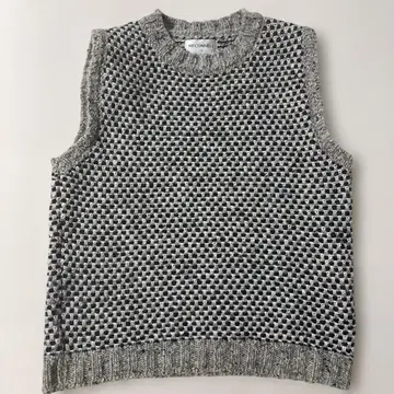 McCONNELL 니트 베스트