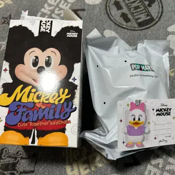 POP MART 미키 패밀리 데이지