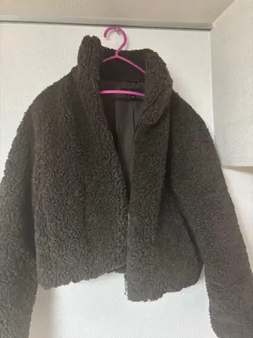 ZARA 브라운 보아 자켓 숏 기장