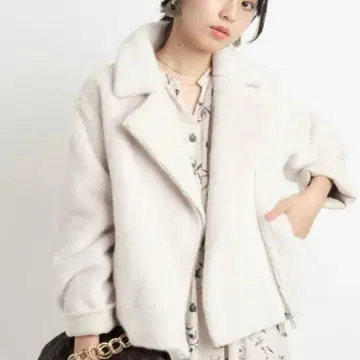 페이크 무스탕 라이더스 JUSGLITTY