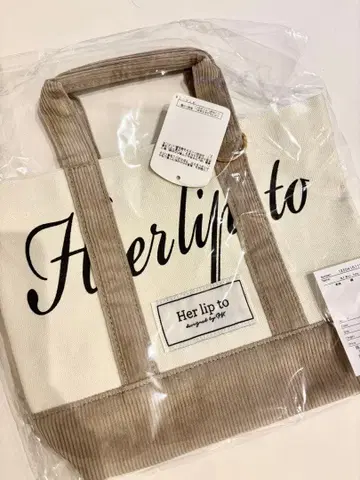 미사용 새상품 herlipto mini tote 루미네 토트백 아이보리