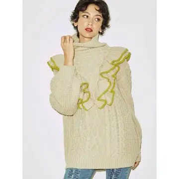 쥬에티 컬러 프릴 튜닉 니트