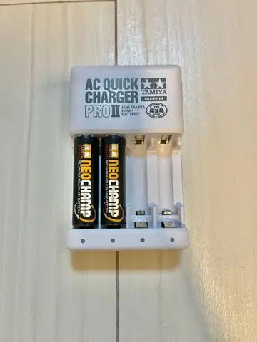 TAMIYA AC QUICK CHARGER PRO II
