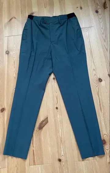 united tokyo 슬랙스