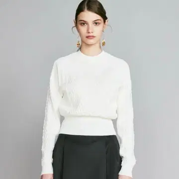 새상품급 SOV. 소브 달실 케이블 니트 3.4만