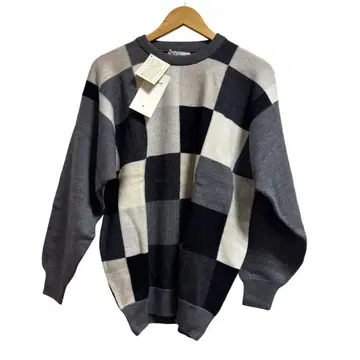 미사용 새상품 Pringle of Scotland 스웨터 크루넥