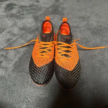 푸마 퓨처 1.1 스파이크 오렌지/블랙 27.5cm