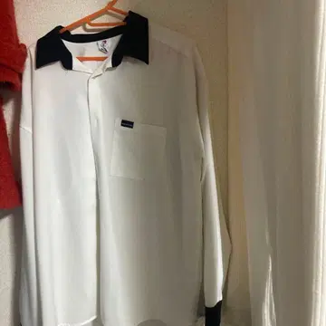 화이트 블랙 긴팔 셔츠 L 사이즈