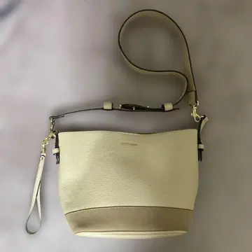 사만사 베가 숄더백