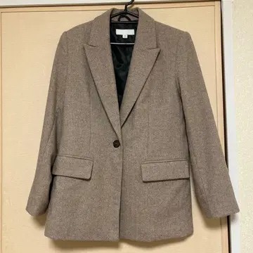 ZARA 테일러드 자켓 [평소 L 사이즈 입는 분께] 1월 말까지