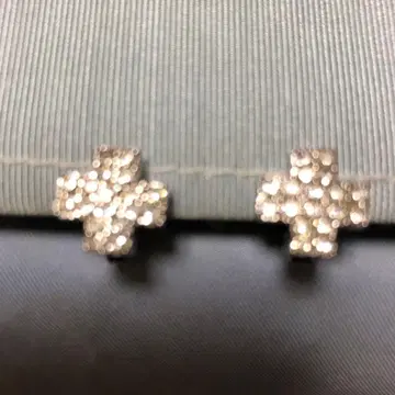 새상품급! VENDOME BOUTIQUE 큐빅 크로스 귀찌