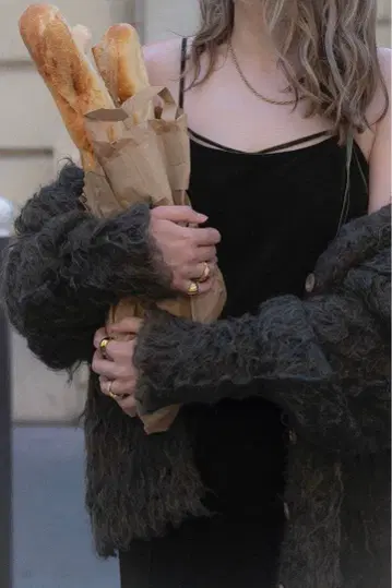 THETOE PIGALLE SHAGGY CARDIGAN