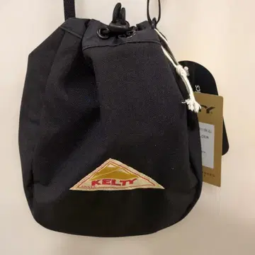 KELTY 블랙 드로우 스트링 숄더백
