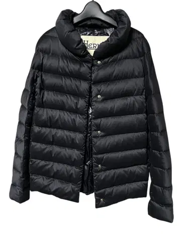 Herno 헬노 다운 자켓 블랙 42 백화점 구매