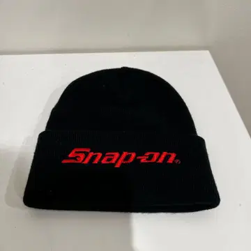 Snap-on 블랙 니트 모자