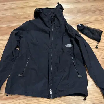 THE NORTH FACE 컴팩트 자켓 블랙 컬러 S 사이즈