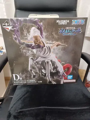 원피스 제일복권 D상 이조 바론 V 나스 쥬로 성 피규어