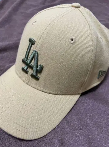 MLB LA 로고 베이지 캡