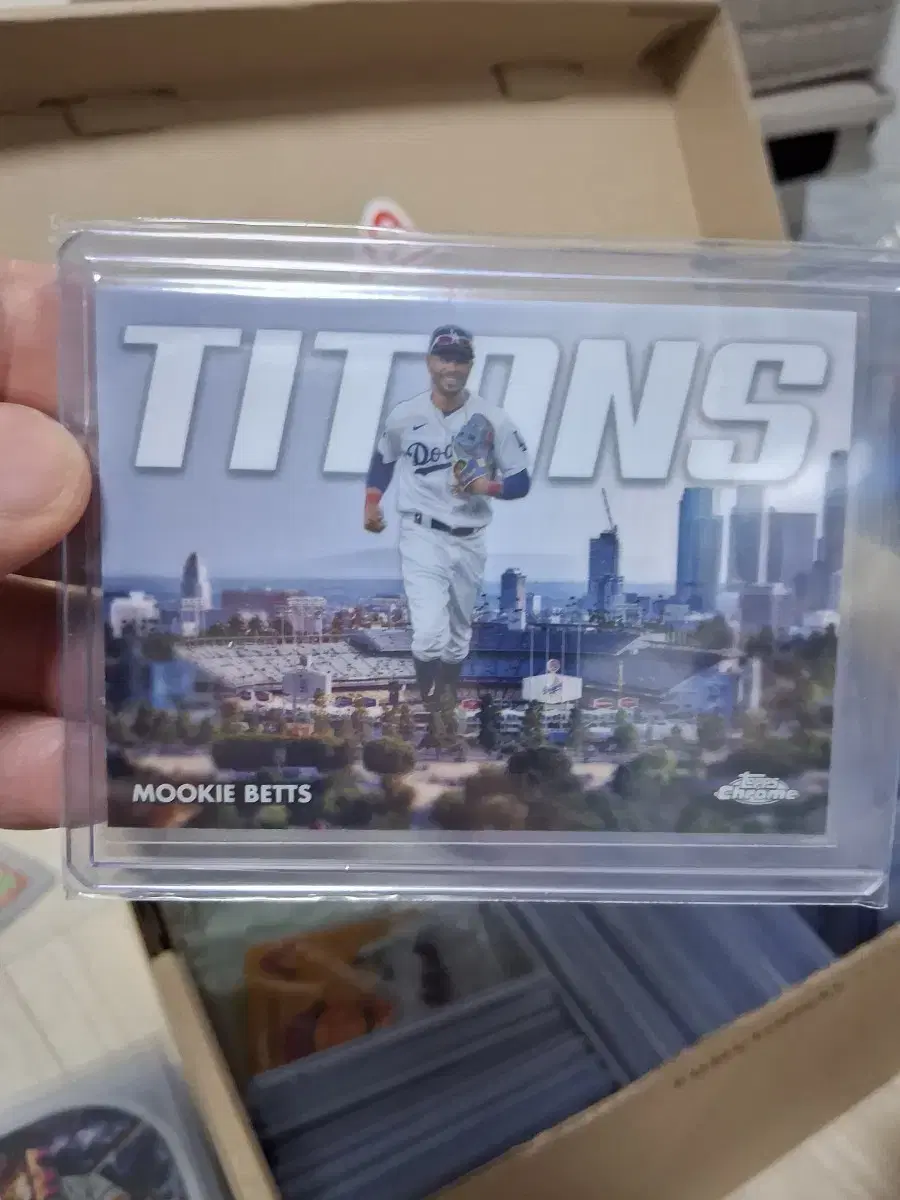 LA다저스 무키 베츠 TITANS 야구 카드 Topps Chrome