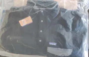 Patagonia 블랙 신틸라 스냅T 풀오버 M 사이즈