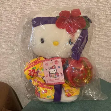 오키나와 한정판 헬로키티 기모노 봉제 인형 류큐 키티