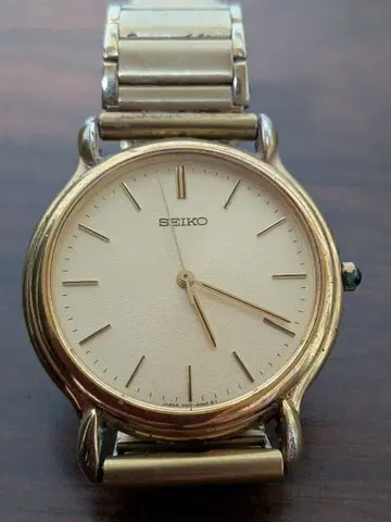 (SEIKO) 빈티지 쿼츠 손목시계 7101-6030