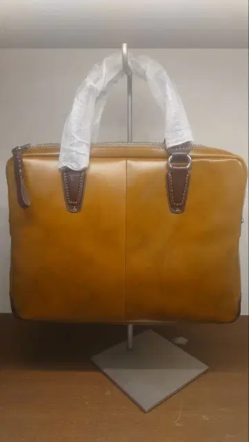 키파 노이 미니 브리프 백 b5 사이즈 카멜