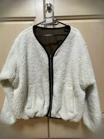 보아 집업 자켓 화이트