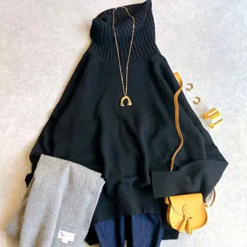 새상품급 스픽앤스팬 캐시미어 울 터틀 니트 풀오버 밑단 리브 블랙