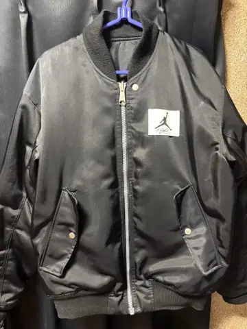 Jordan MA-1 리버서블 자켓