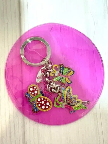 [ 새상품 미사용 미개봉 ] 쿠사마 야요이 키링 나비