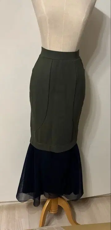 택 포함 새상품 UN3D. CURVE LINE DOCKING SK