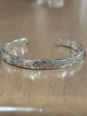 하와이안 주얼리 뱅글