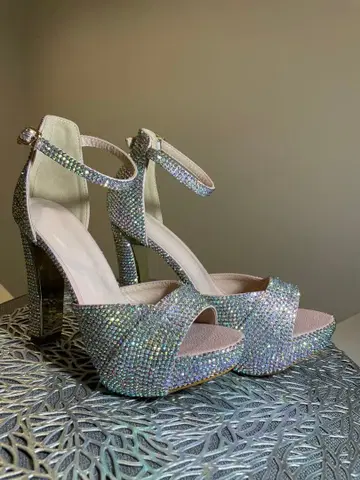 전체 큐빅 장식 핸드메이드 삼바용 하이힐 샌들