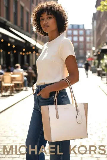 새상품급 마이클코어스 화이트/베이지 토트백 중형