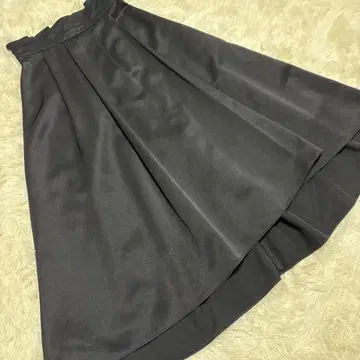 새상품급 JILL STUART 블랙 플레어 스커트 사이즈 4