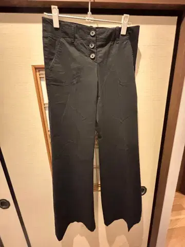 theory 블랙 플레어 팬츠 사이즈 2