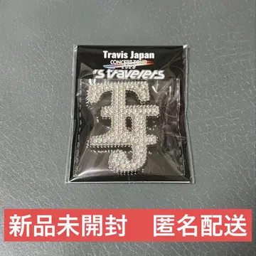 TravisJapan 트라자 스트라베러즈 TJ 브로치