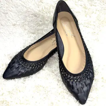 새상품급 LE TALON 포인트 메쉬 플랫 블랙 24.5