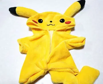 멜짱 피카츄 옷 갈아입히기