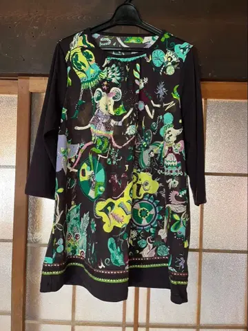 TOKUKO 1er VOL 그래픽 프린트 5부 소매 튜닉 9호