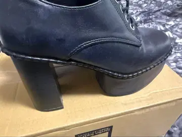 블랙 가죽 하이힐 레이스업 부츠