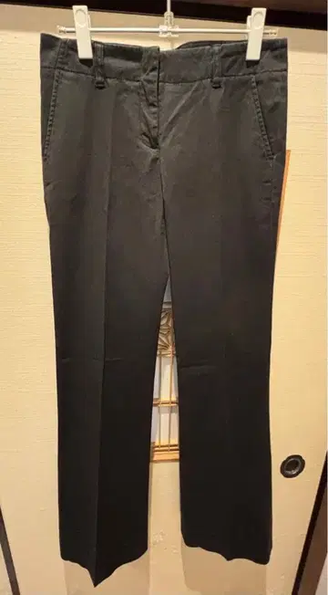 theory 블랙 슬랙스 사이즈 2