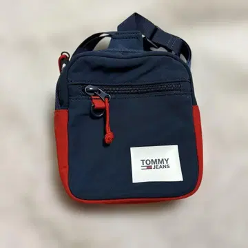 TOMMY JEANS 숄더백 네이비/레드