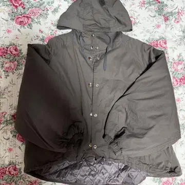 howdy. 마운틴 파카