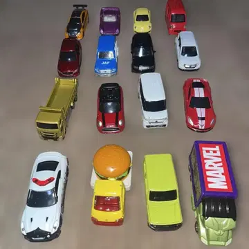 미니카 세트 16대 MARVEL 로고 포함